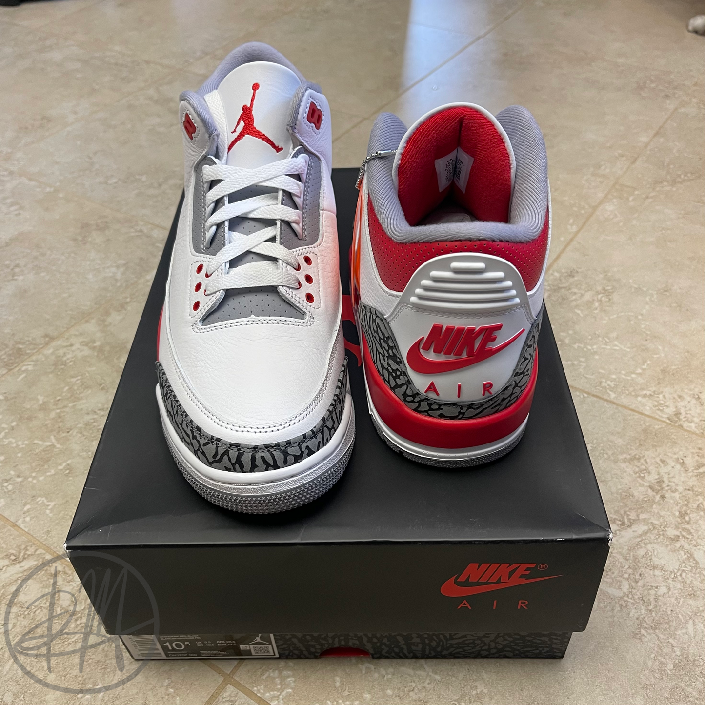2022 Air Jordan 3 Fire Red