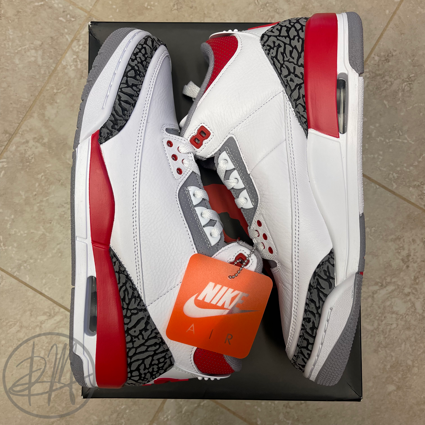 2022 Air Jordan 3 Fire Red