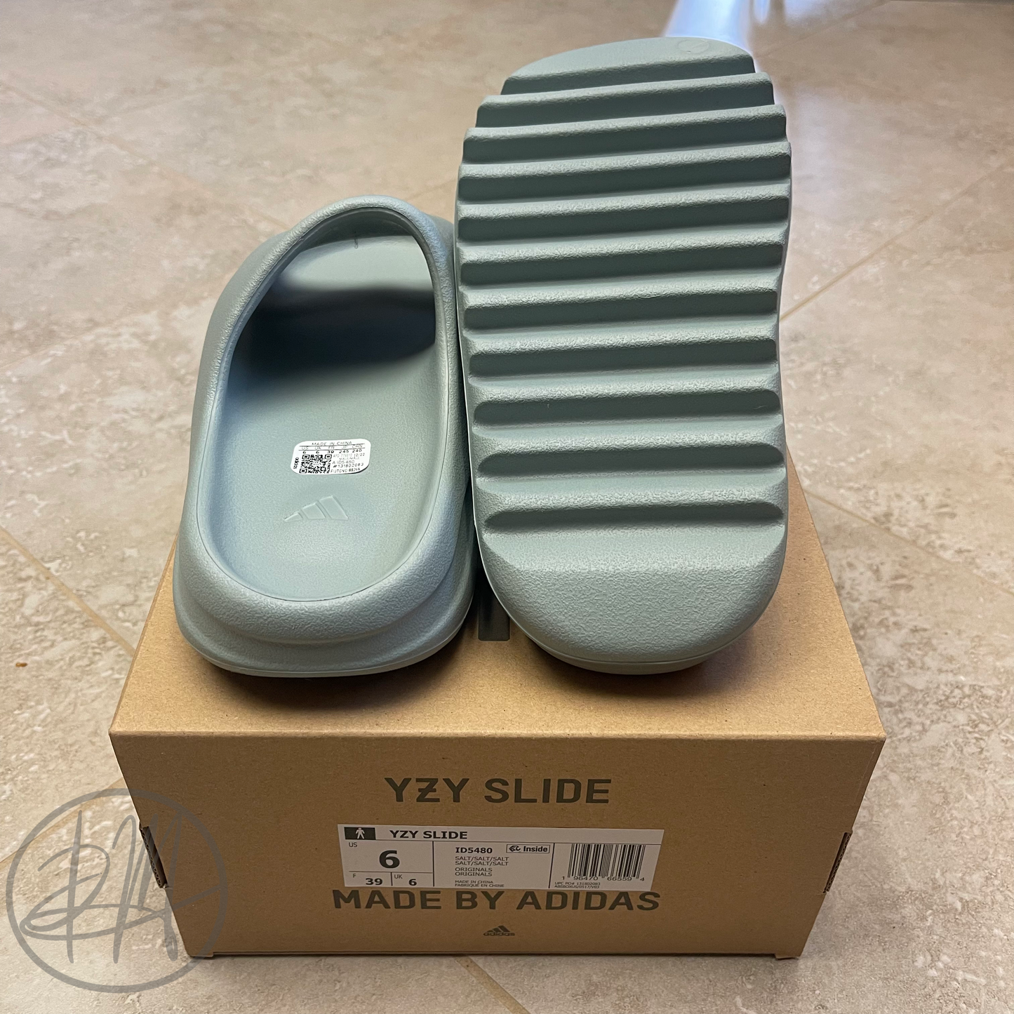 2024 Adidas Yeezy ‘Salt’ Slides